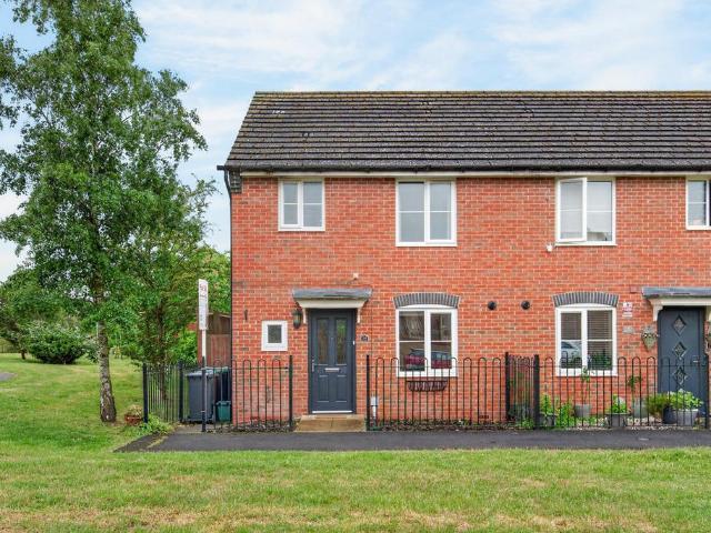 House for sale in Corby