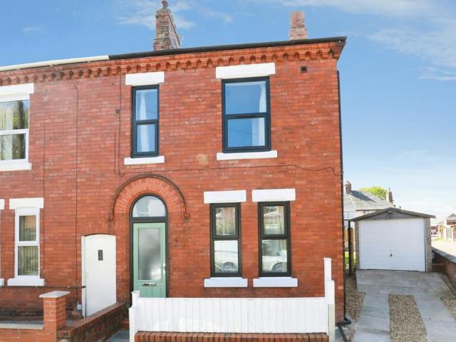 House for sale in Barnton, Cheshire