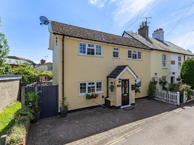 House for sale in Bolton Low Houses, Hampshire