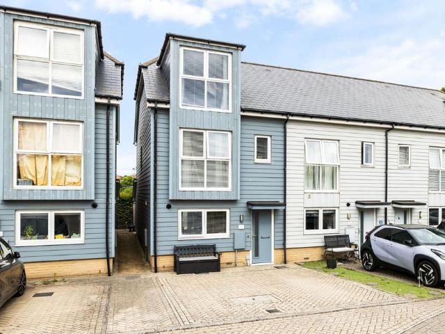 House for sale in Folkestone