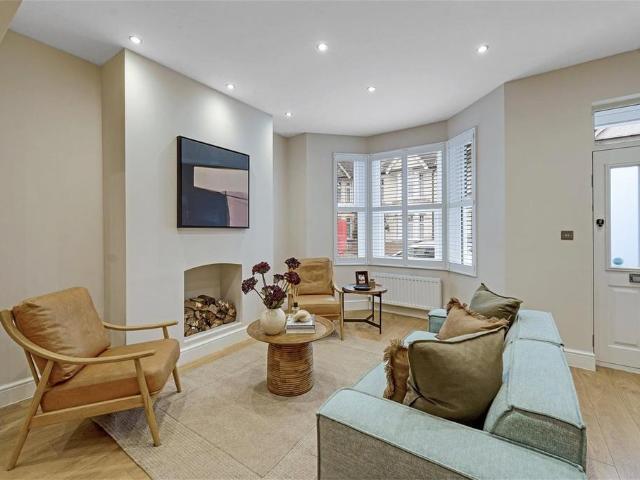 House for sale in Upton Park, Greater London
