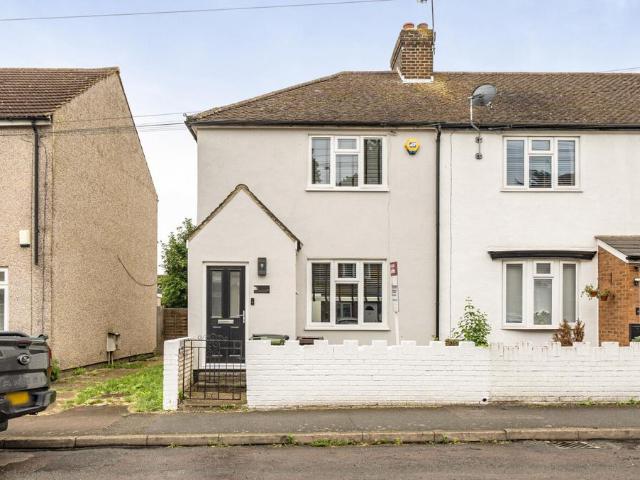 House for sale in Swanscombe and Greenhithe, Monks Orchard