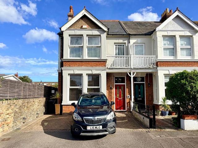 House for sale in Cliftonville West, Thanet