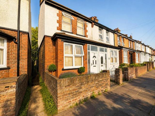 House for sale in Holywell Estate, North Watford