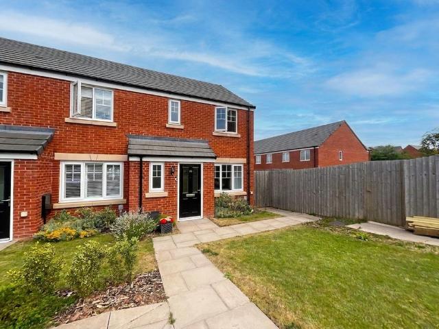 House for sale in Stone, Baswich