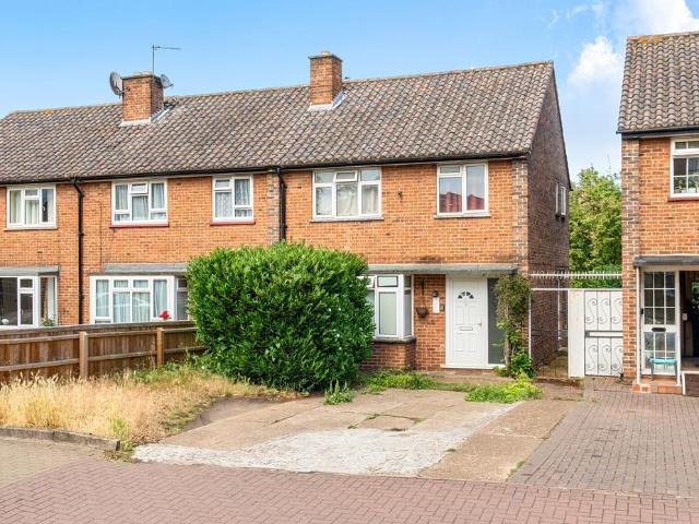 House for sale in Southfields, Greater London