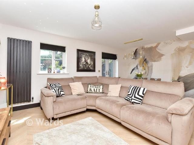 House for sale in Minster-on-Sea, Oad Street