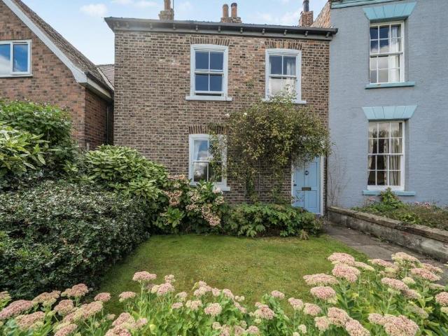 House for sale in Cawood, North Yorkshire