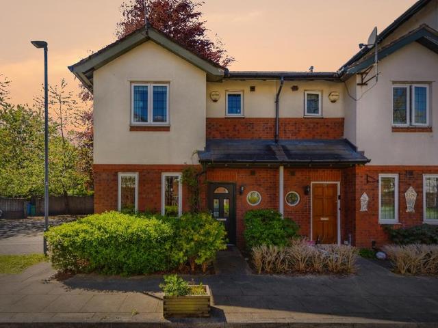 House for sale in Georgia, Greater Manchester