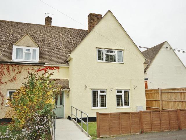 House for sale in North Leigh, Black Bourton