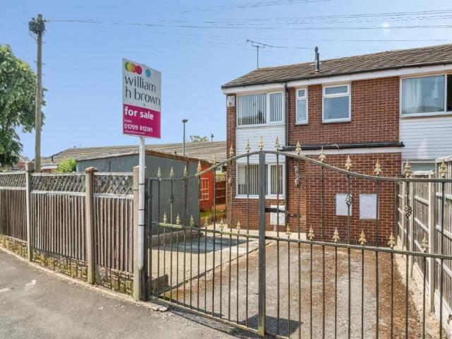 House for sale in Maltby, South Yorkshire