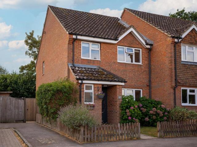 House for sale in Ropley, East Hampshire