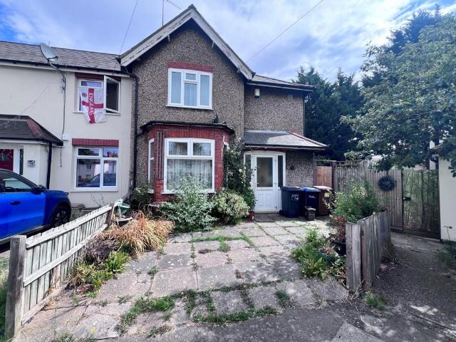 House for sale in Abington, Northampton