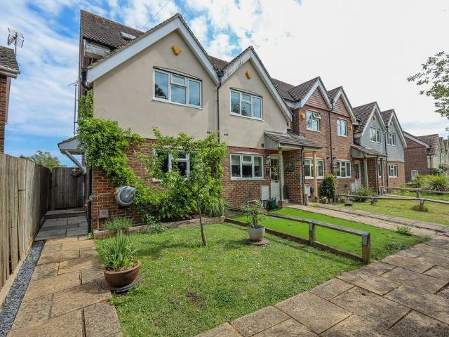 House for sale in Goddards' Green, Perryfields