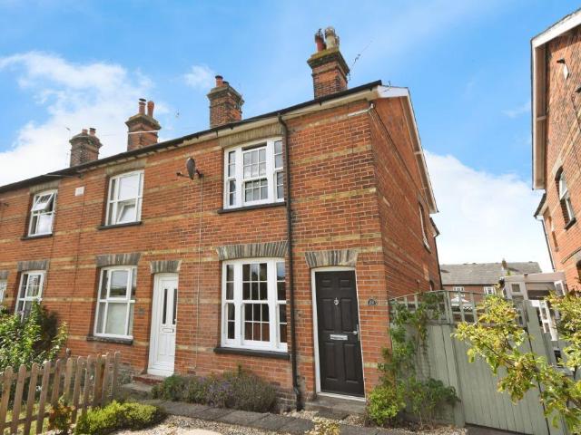 House for sale in Chipping Hill, Essex