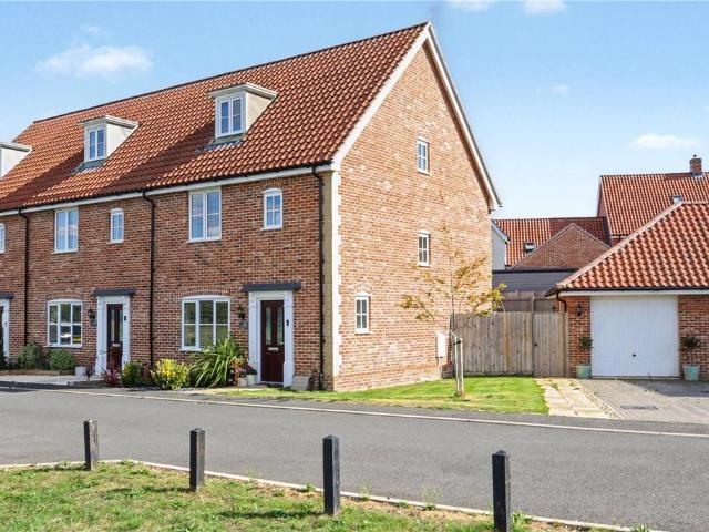 House for sale in Crostwick, Norfolk