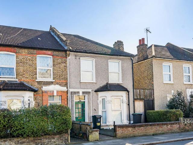 House for sale in London Borough of Lewisham, Greater London