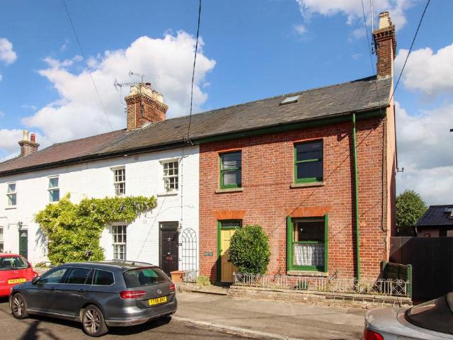 House for sale in Pouchen End, Hertfordshire