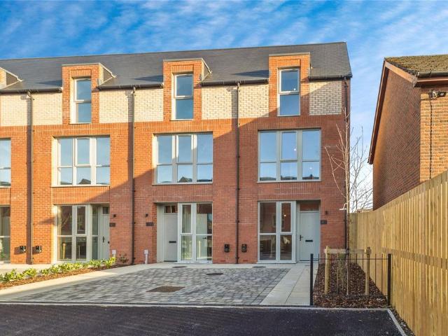 House for sale in Georgia, Greater Manchester