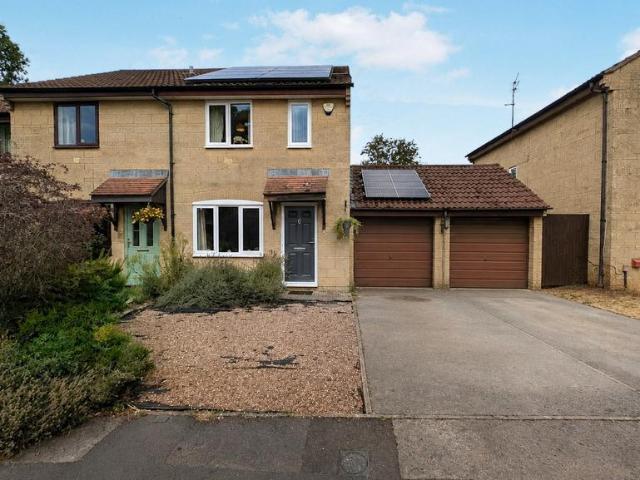 House for sale in Yate Rocks, Yate
