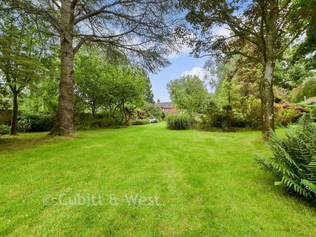 House for sale in Piltdown, Cross In Hand