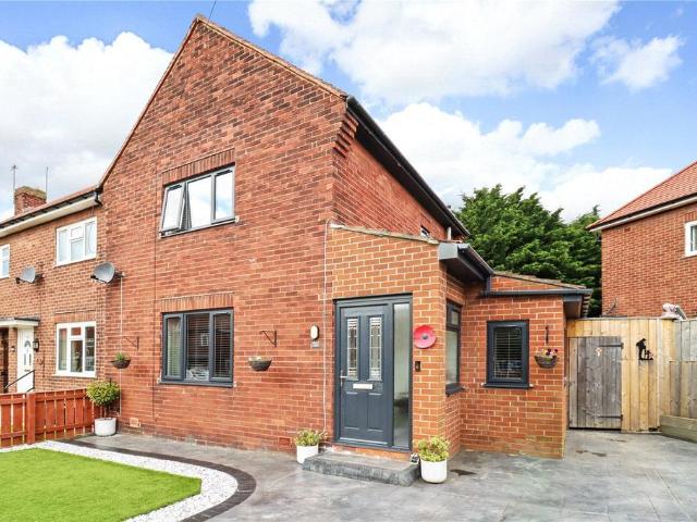 House for sale in Plains Farm, Tyne And Wear
