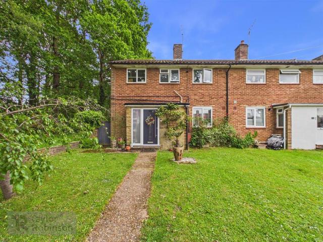 House for sale in Glynde, West Sussex