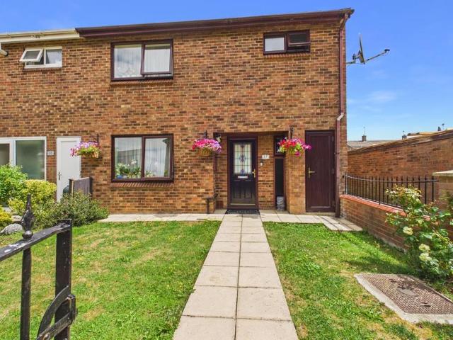 House for sale in Walton Court, Aylesbury