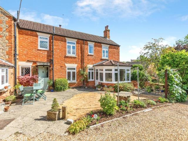 House for sale in Raunds