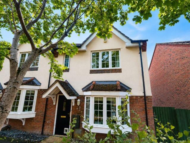House for sale in Oakhill, Milton Keynes