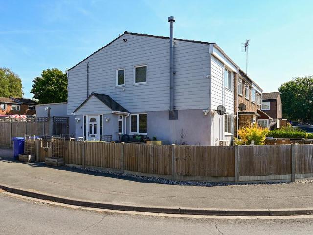 House for sale in College Town, Sandhurst