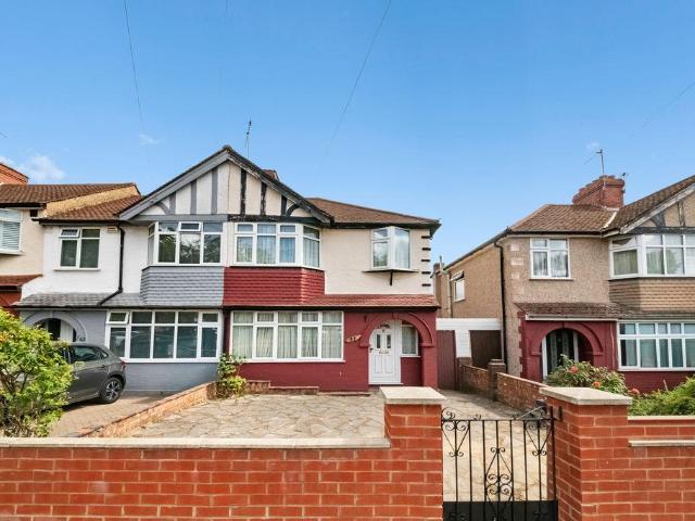 House for sale in London Borough of Ealing, Greater London