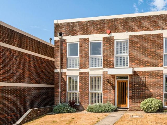 House for sale in Milford-on-Sea, Ashurst Bridge