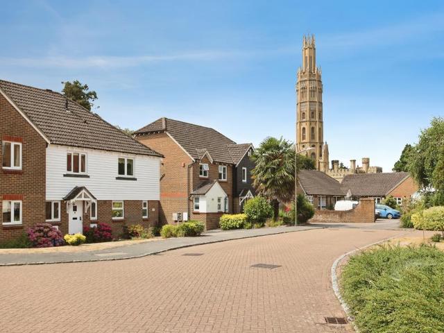 House for sale in Bourne Vale, Kent