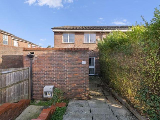 House for sale in London Borough of Ealing, Greater London