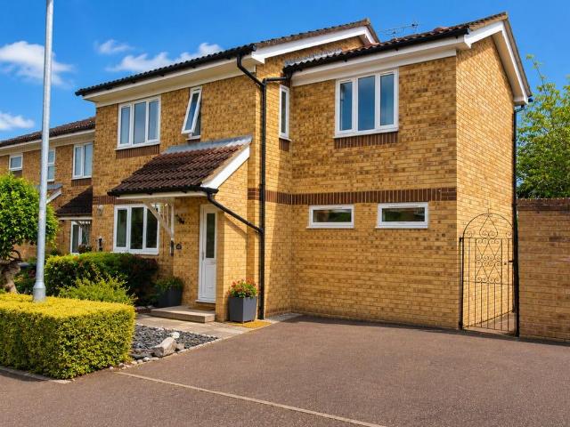 House for sale in King's Walden, Hertfordshire
