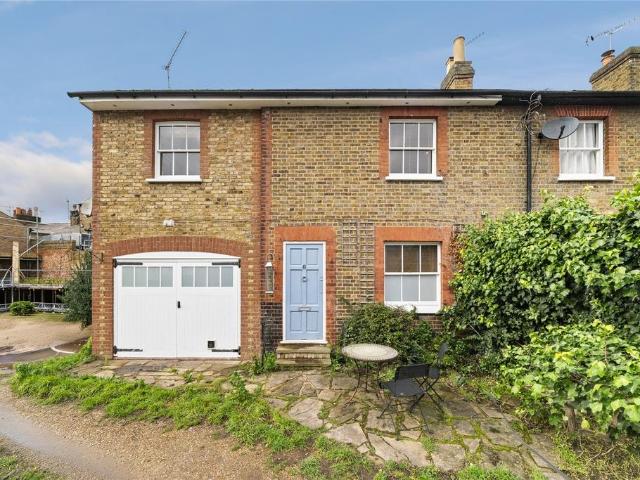 House for sale in Blackhills, Surrey