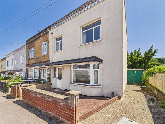 House for sale in Far Cotton and Delapre, Far Cotton