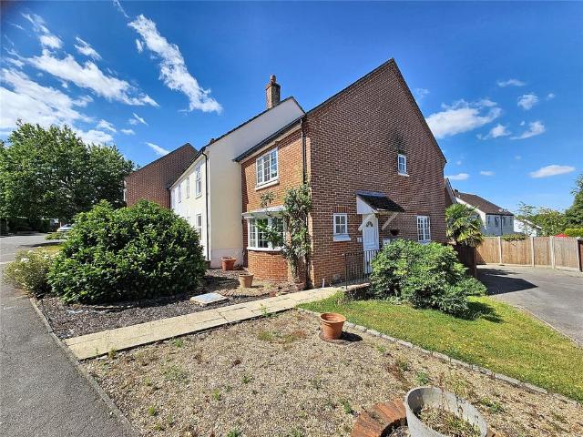 House for sale in Littlecote, West Sussex