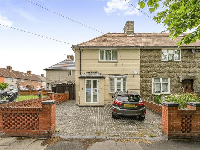 House for sale in Becontree, Greater London