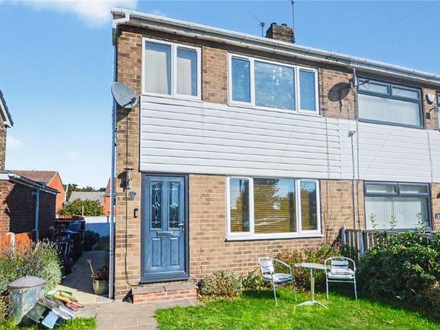 House for sale in Langley, Leeds