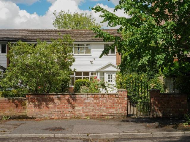 House for sale in Georgia, Greater Manchester