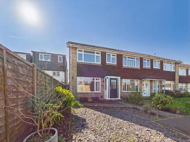 House for sale in Fishersgate, West Sussex