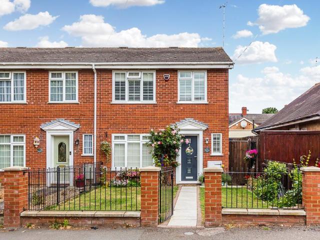 House for sale in Rushden