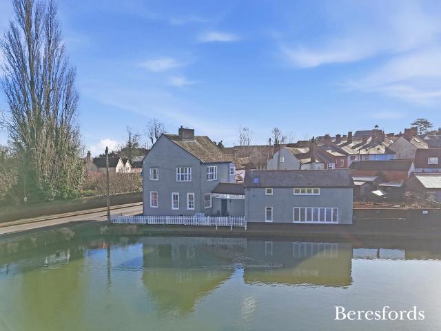 House for sale in Church End, Duton Hill