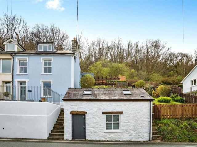 House for sale in New Quay