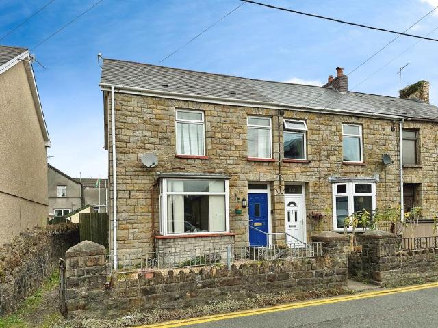 House for sale in Newcastle Higher, Aberkenfig