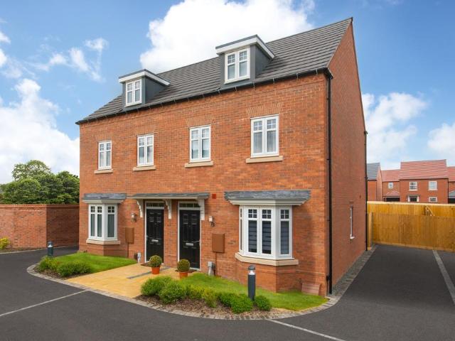 House for sale in Barton In Fabis, East Midlands