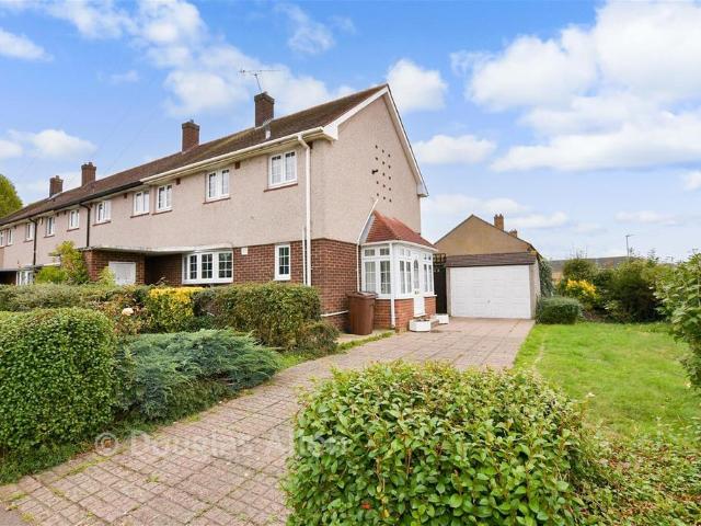 House for sale in Romford, Havering