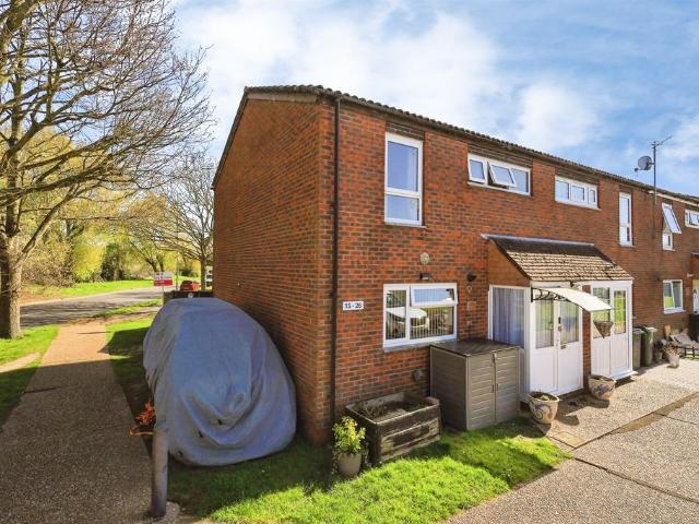 House for sale in Hamlands, Eastbourne